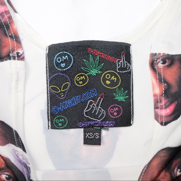 Omighty Tupac crop top - Picture 2 of 2